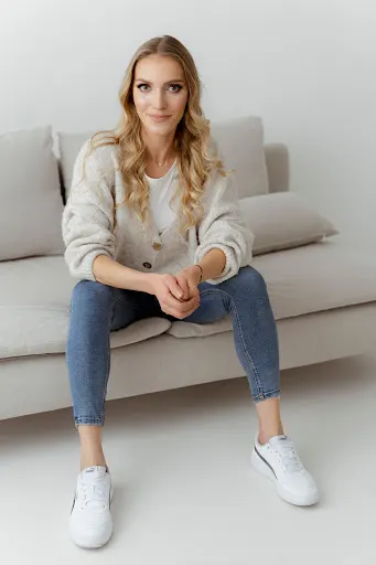 TA Agentka Anna Toboła